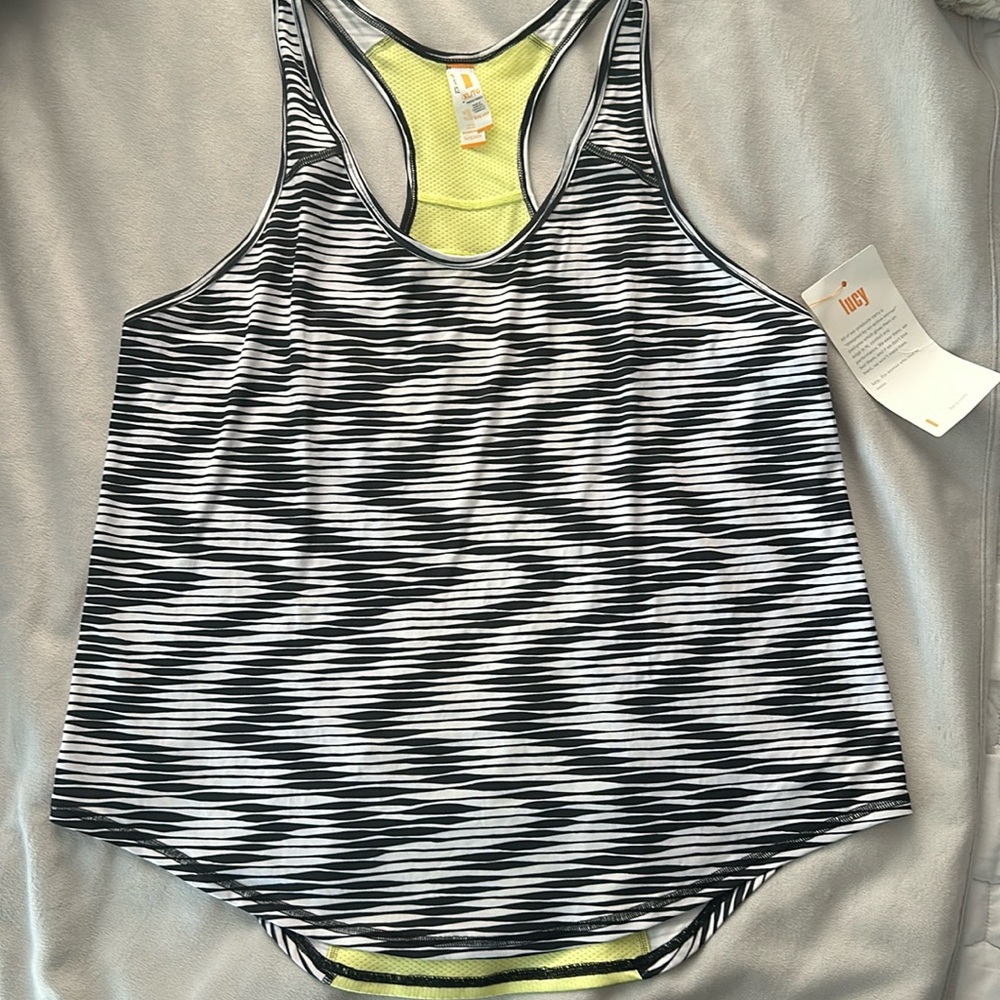 Lucy Activewear running/workout top. Brand new with tags. Sz XL NWT Sports
